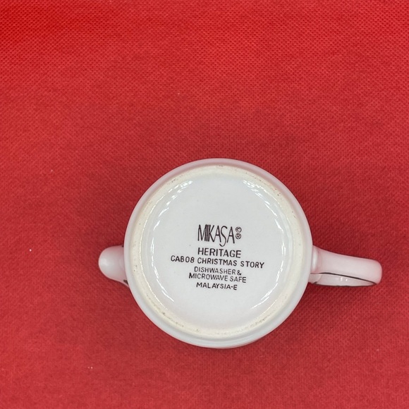 🌲Mikasa Heritage Christmas Story Sugar Bowl and Creamer # CABO8 - Picture 2 of 15